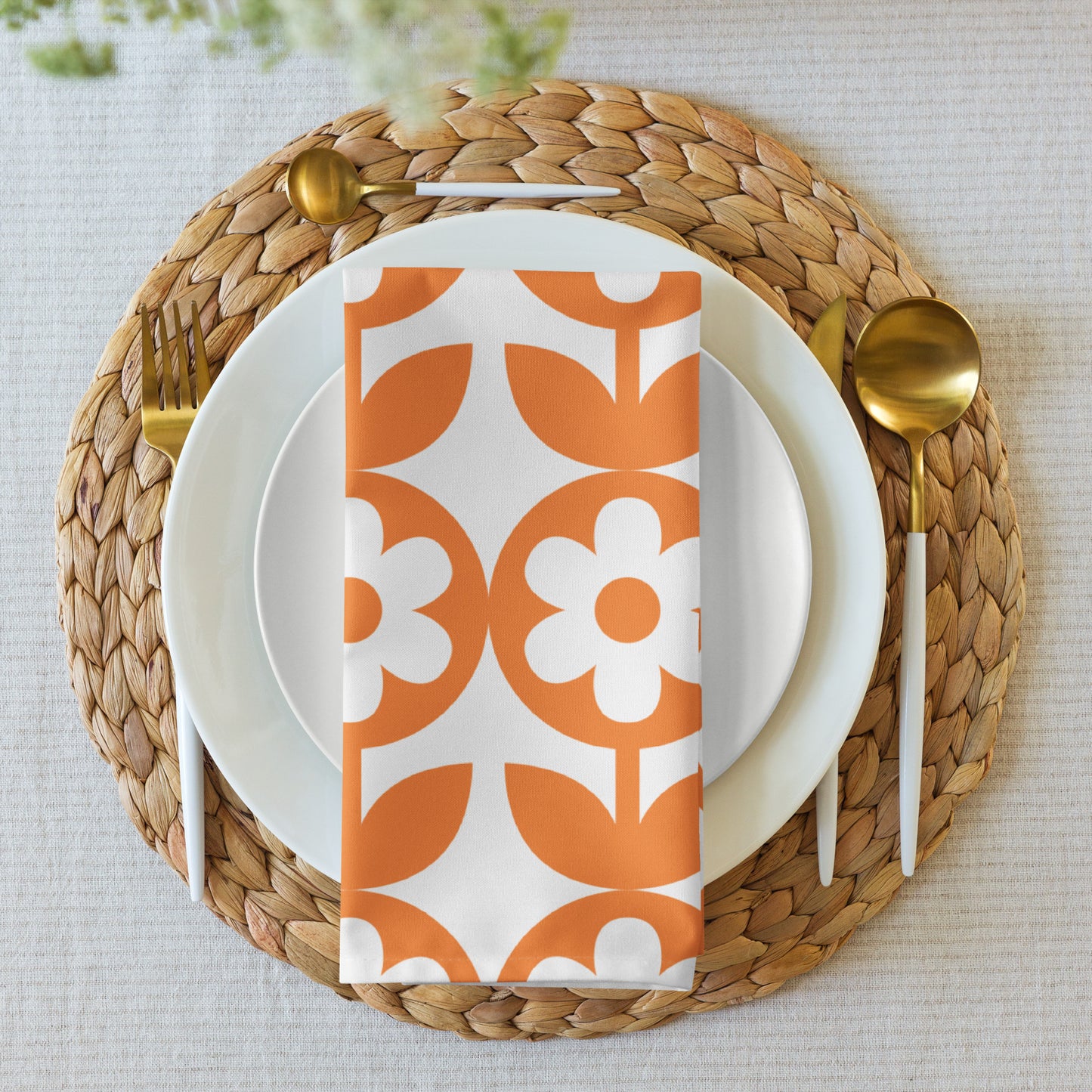 Vintage Flower White with Orange Cloth Napkin Set